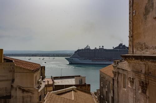 Maecò Ortigia B&B