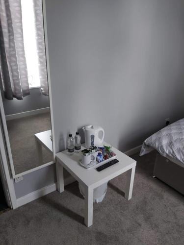 The Vale Apart Hotel - image 10