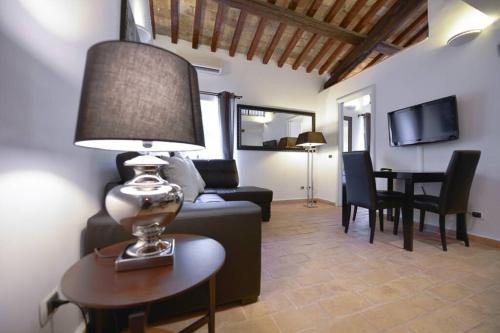 Ibernesi - Charming apartment at the Roman Forums, Řím