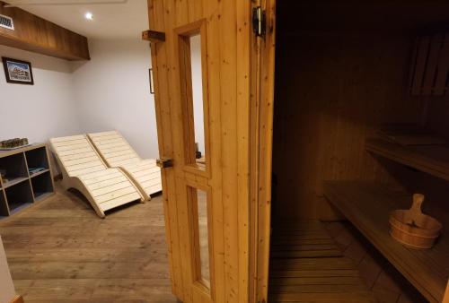Hotel Croux - image 4