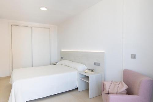 Aparthotel BCL Levante Lux - image 5