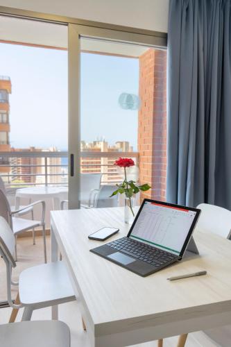 Aparthotel BCL Levante Lux - image 4