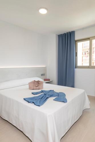 Aparthotel BCL Levante Lux Apartamentos Levante Lux is perfectly located for both business and leisure guests in Benidorm - Costa Blanca. The hotel offers a wide range of amenities and perks to ensure you have a great time. New