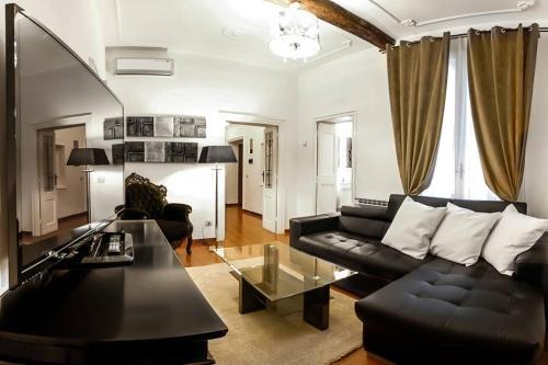 Banchi - Classic apartment between Navona and Campo dei Fiori - Apartment - Rome