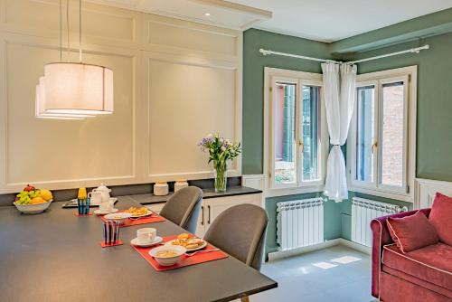 Lo Squero 2 Charming Apartment in Dorsoduro - image 12