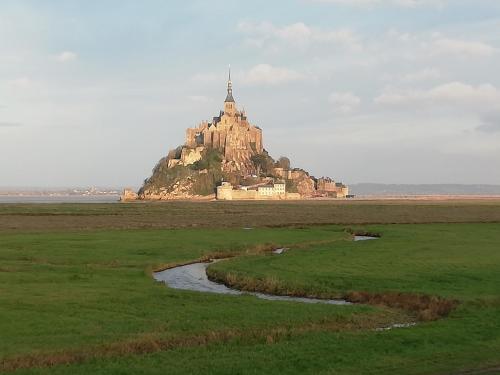 Chambres d'Hôtes Les Fleurettes en Baie Du Mont Saint Michel - image 7
