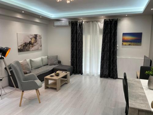  Niki's apartment in Volos