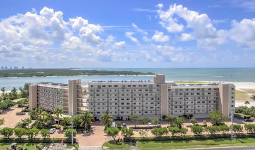 Point PELICAN - Your 5th Floor Beach Front Home Away From Home W Amazing Views!