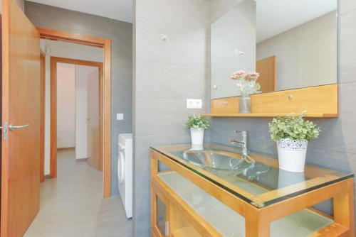 Apart-rent Apartamento Mimoses 3º - image 4