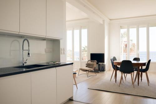 Upstays Sea View Mistral Beach 85m2 Apartment 2