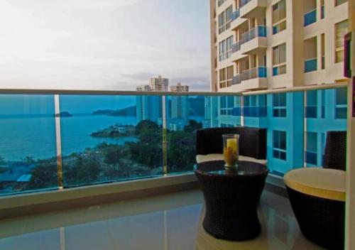 Apartamento con Piscina en Playa Salguero Santa Marta