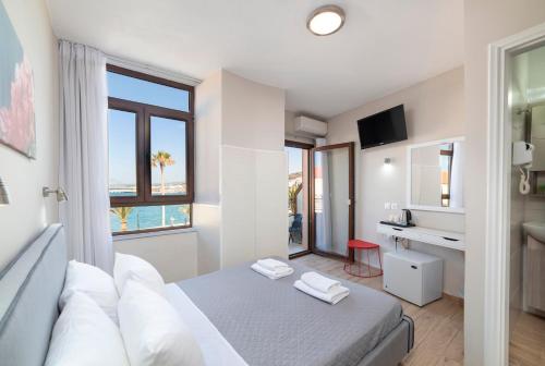 Faros Rooms & Suites - image 7