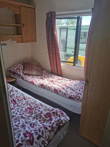 Lochlands caravan park X(6)