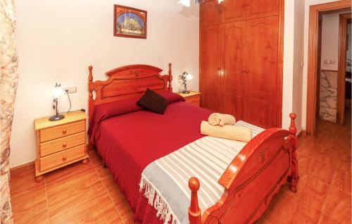 Awesome home in Montefrio with Outdoor swimming pool WiFi and 3 Bedrooms - image 13