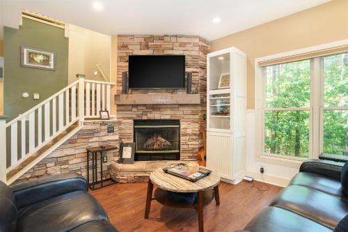 Beach House - image 6
