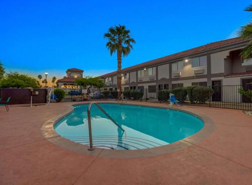 Motel 6-Apache Junction, AZ - Hotel - Apache Junction