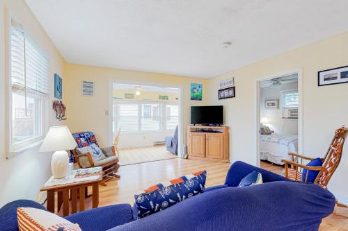 Lil' Cottage Retreat - main image