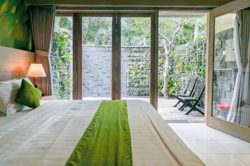 ME Villa Kayu Tulang