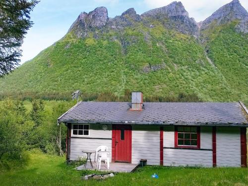 . 6 person holiday home in ENGAVÅGEN-By Traum