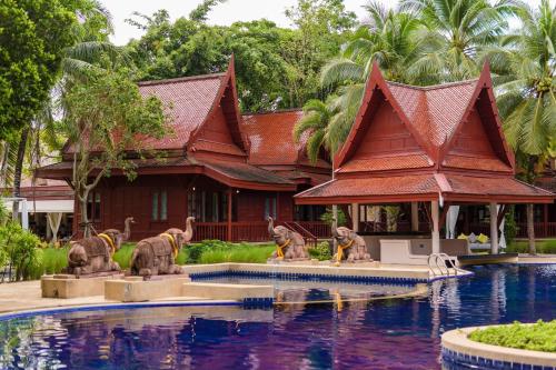 スイミングプール, マ ドゥ ブア ステイ (Ma  Doo  Bua  Stay) in タラン