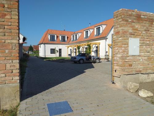 Villa with Garden View