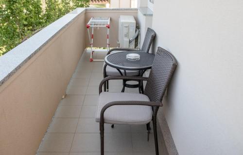 Apartments Halovic - image 5