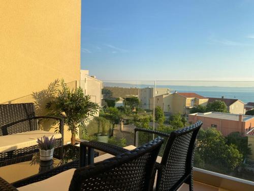 Apartment with Sea View image 2