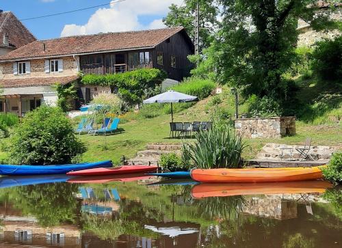 B&B Montbron - Menet - Bed and Breakfast Montbron