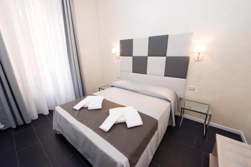 Grey&White B&B - image 13