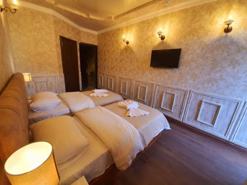 MELINI Boutique Hotel – Batumi, IL
