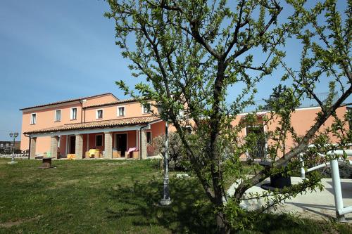 Villa Diana - Pesaro mare e cultura - intera struttura con piscina