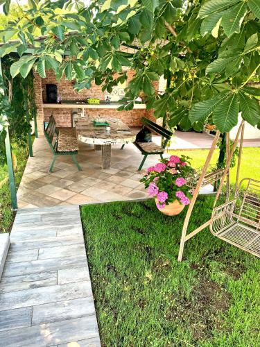 Viesnīcas āriene, Holiday Home Endi in Unešić