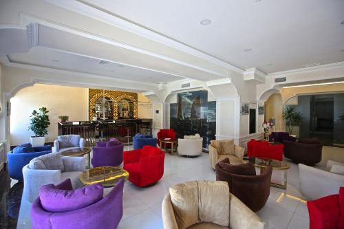 ผับ/เลาจน์, Rusel Park Hotel in นิซามิ
