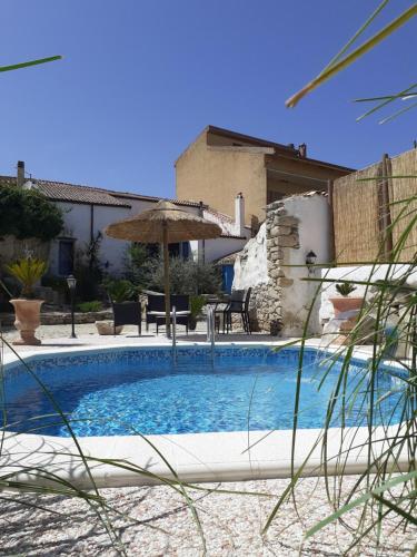 Sa domu de Don Ninnu gîte à louer Genoni