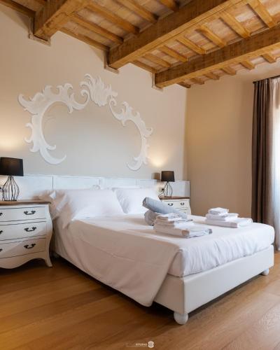 Villa Anitori Prestige Relais & Spa in Loro Piceno