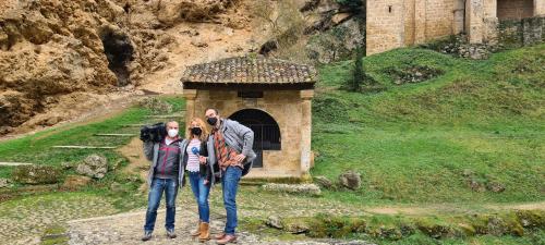 Vivienda de uso turistico la torca de tobera gîte à louer Revillalcón