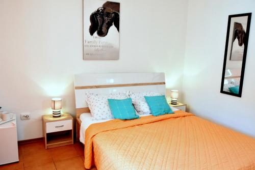 Rooms Vilma close to Rab City - image 5