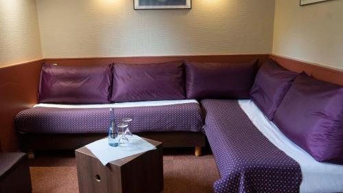 The Originals City Hôtel Ascotel Lille Est Grand Stade (Inter-Hotel) - image 4
