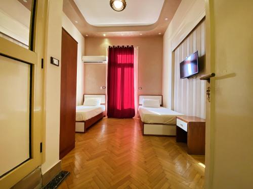 Twin Room with Private Bathroom