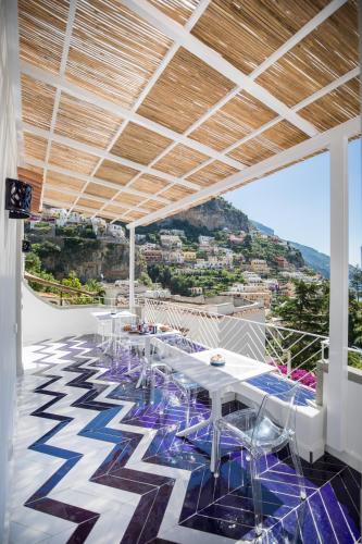 ระเบียง/ชานเรือน, Positamy in โพสิตาโน่