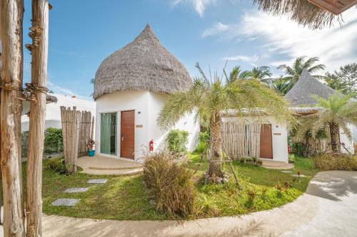 Resto Sea Resort - Baan Krut thumbnail 4