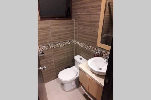 Moderno departamento 3B en Condominio La Victoria