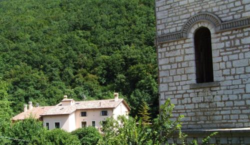 Albergo La Casa Nel Bosco