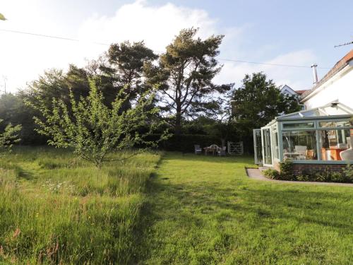 Wood Glen Cottage - image 13