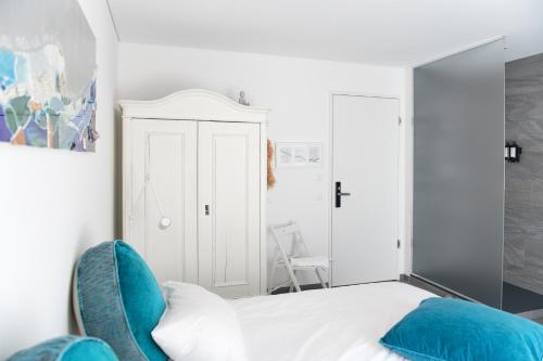 Salotto Brè - Bed and Breakfast - image 3