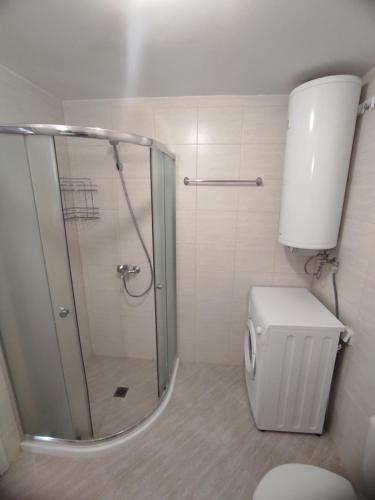 Bonapartment - image 3