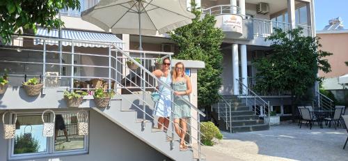 Apartment's Meti - image 10