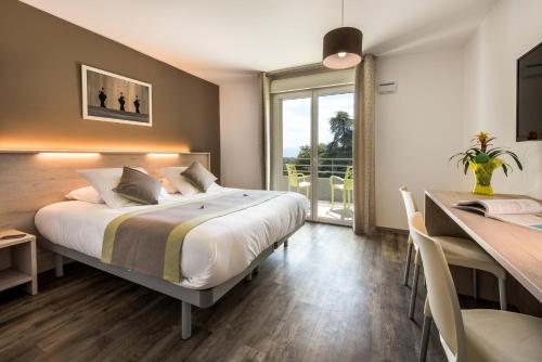 1 double bed