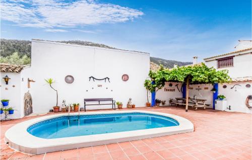Three-Bedroom Holiday Home
