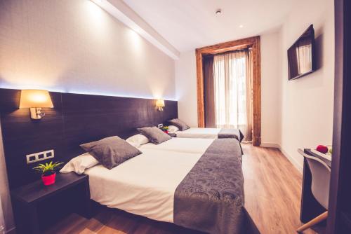 Hostal Marlasca - image 10